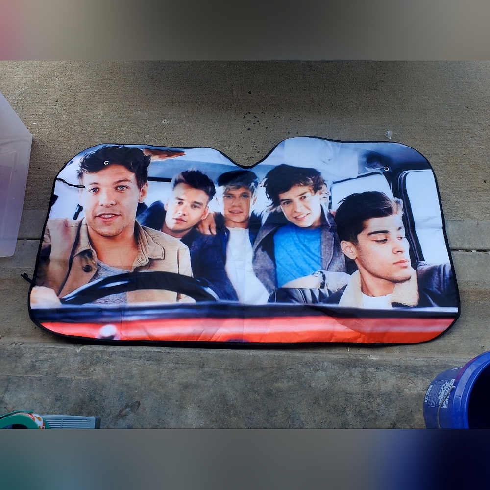 One direction car windshield sun blocker